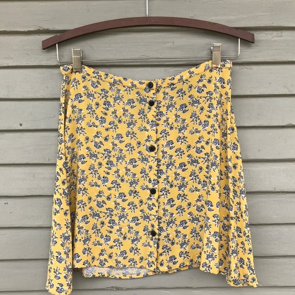 H&M Dresses & Skirts - H&M | blue/yellow floral buttoned skirt